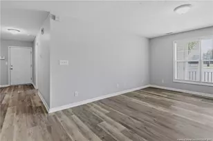 401 Meadowland Ct, Hope Mills, NC 28348 - Photo 9