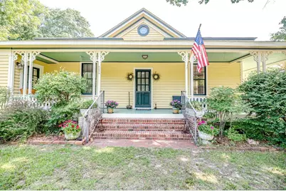 524 Carthage Street, Cameron, NC 28326 - Photo 1