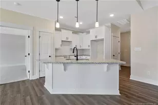 1038 White Plains Dr, Fayetteville, NC 28312 - Photo 9