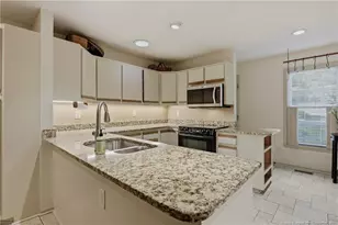 2006 Forest Hills Dr, Fayetteville, NC 28303 - Photo 11