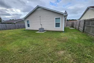 2212 Mossycup Ln, Fayetteville, NC 28304 - Photo 11