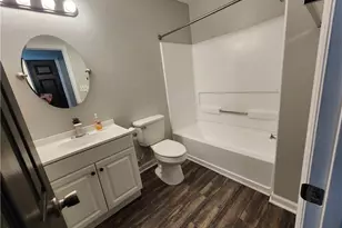 2212 Mossycup Ln, Fayetteville, NC 28304 - Photo 9