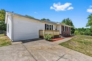 864 Durwood Dr, Fayetteville, NC 28311 - Photo 15