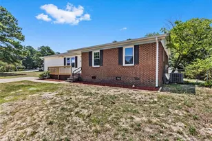 864 Durwood Dr, Fayetteville, NC 28311 - Photo 3