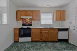 4579 Cripplecreek Ct, Fayetteville, NC 28306 - Photo 17