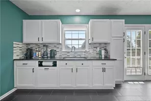 95 Green Spring Dr, Sanford, NC 27332 - Photo 9