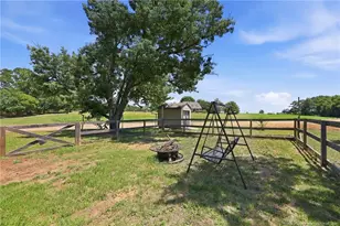105 Watson Lake Dr, Broadway, NC 27505 - Photo 25