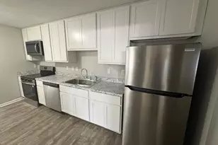 5613 Bowman Ct, Fayetteville, NC 28304 - Photo 7