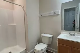 322 E Jenkins St, Fayetteville, NC 28306 - Photo 9