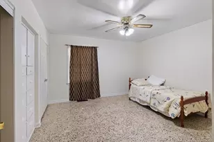 1946 Forest Hills Dr, Fayetteville, NC 28303 - Photo 21