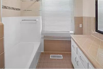 1946 Forest Hills Drive, Fayetteville, NC 28303 - Photo 25