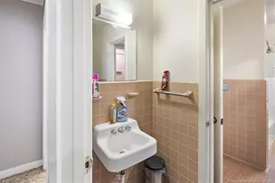 1946 Forest Hills Dr, Fayetteville, NC 28303 - Photo 23