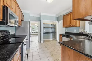 326 Coverly Square, Fayetteville, NC 28303 - Photo 11
