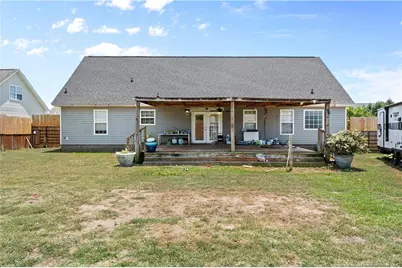 5946 Lillytrotter Drive, Hope Mills, NC 28348 - Photo 23