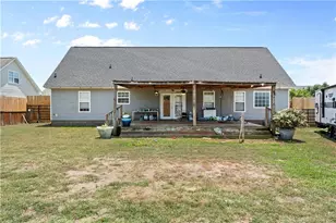 5946 Lillytrotter Dr, Hope Mills, NC 28348 - Photo 23