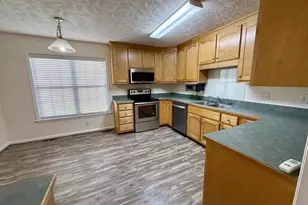 6808 Jacobs Creek Cir, Fayetteville, NC 28304 - Photo 7