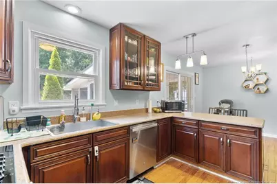805 Shadowlawn Drive, Fayetteville, NC 28303 - Photo 13