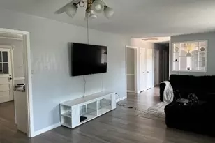 1342 Devonshire Dr, Fayetteville, NC 28304 - Photo 9