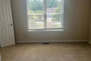 124 Sycamore Ct, Benson, NC 27504 - Photo 11