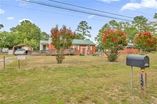 1227 Stansfield Dr, Fayetteville, NC 28303 - Photo 1