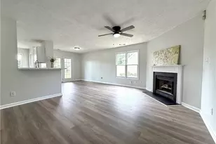 4229 Buckhurst Dr, Hope Mills, NC 28348 - Photo 3