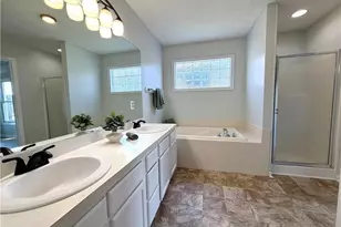 4229 Buckhurst Dr, Hope Mills, NC 28348 - Photo 15