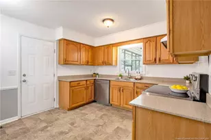 7110 Enfield Dr, Fayetteville, NC 28303 - Photo 15