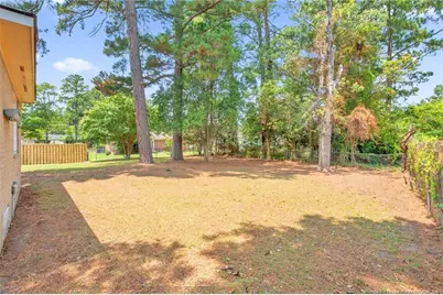 7110 Enfield Drive, Fayetteville, NC 28303 - Photo 43