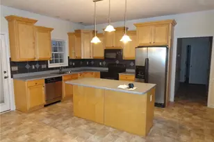 1107 Thistle Gold Dr, Hope Mills, NC 28348 - Photo 7