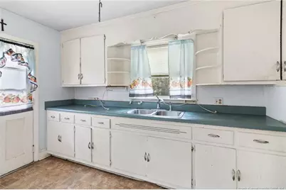 5427 Birch Road, Fayetteville, NC 28304 - Photo 11