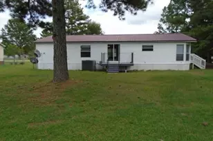 70 Ginger Ct, Saint Pauls, NC 28384 - Photo 3