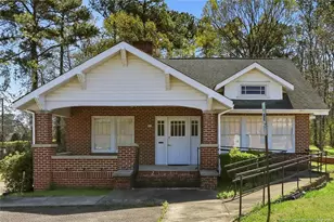 611 Carthage St, Sanford, NC 27330 - Photo 1