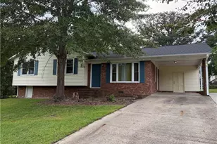 1112 Riverside Cir, Spring Lake, NC 28390 - Photo 1