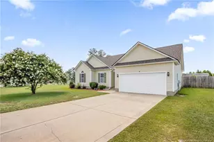 121 Maltese Dr, Raeford, NC 28376 - Photo 3