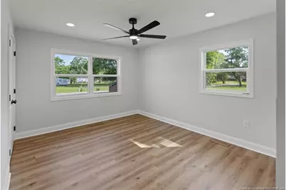 310 Saint James Street, Raeford, NC 28376 - Photo 25