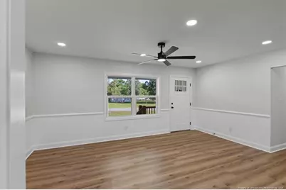 310 Saint James Street, Raeford, NC 28376 - Photo 9