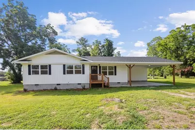 310 Saint James Street, Raeford, NC 28376 - Photo 3