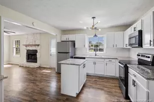 1067 Pleasant Oak Dr, Fayetteville, NC 28314 - Photo 5