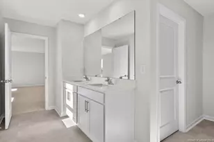 305 Maddox Dr, Aberdeen, NC 28315 - Photo 25