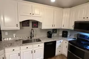 115 Lakeview Ct, Garner, NC 27529 - Photo 7