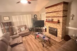115 Lakeview Ct, Garner, NC 27529 - Photo 5