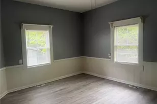 211 E Edinborough Ave, Raeford, NC 28376 - Photo 13