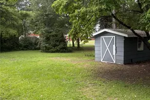 211 E Edinborough Ave, Raeford, NC 28376 - Photo 3
