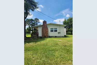 118 Lockwood Drive, Pembroke, NC  - Photo 5