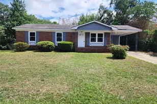 346 Tucson Dr, Fayetteville, NC 28303 - Photo 1
