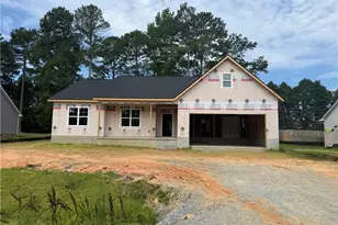 199 Waters Edge Dr, Erwin, NC 28339 - Photo 1