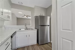 416 Kirkcaldy Ct, Fayetteville, NC 28314 - Photo 9