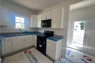 641 Acacia St, Vass, NC 28394 - Photo 13