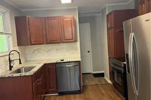 1940 Spruce St, Fayetteville, NC 28303 - Photo 5