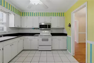 544 Farmview Dr, Fayetteville, NC 28311 - Photo 17